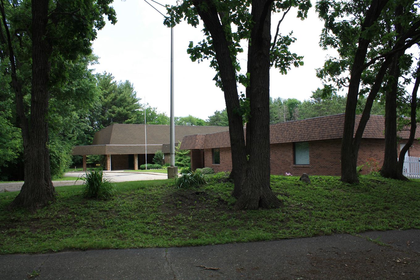 Former Woodland Christian School for Sale: 4324 E Bingham Rd, Janesville, WI 53546